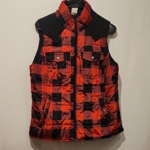 ARIAT Red and Black Plaid Puffer Vest